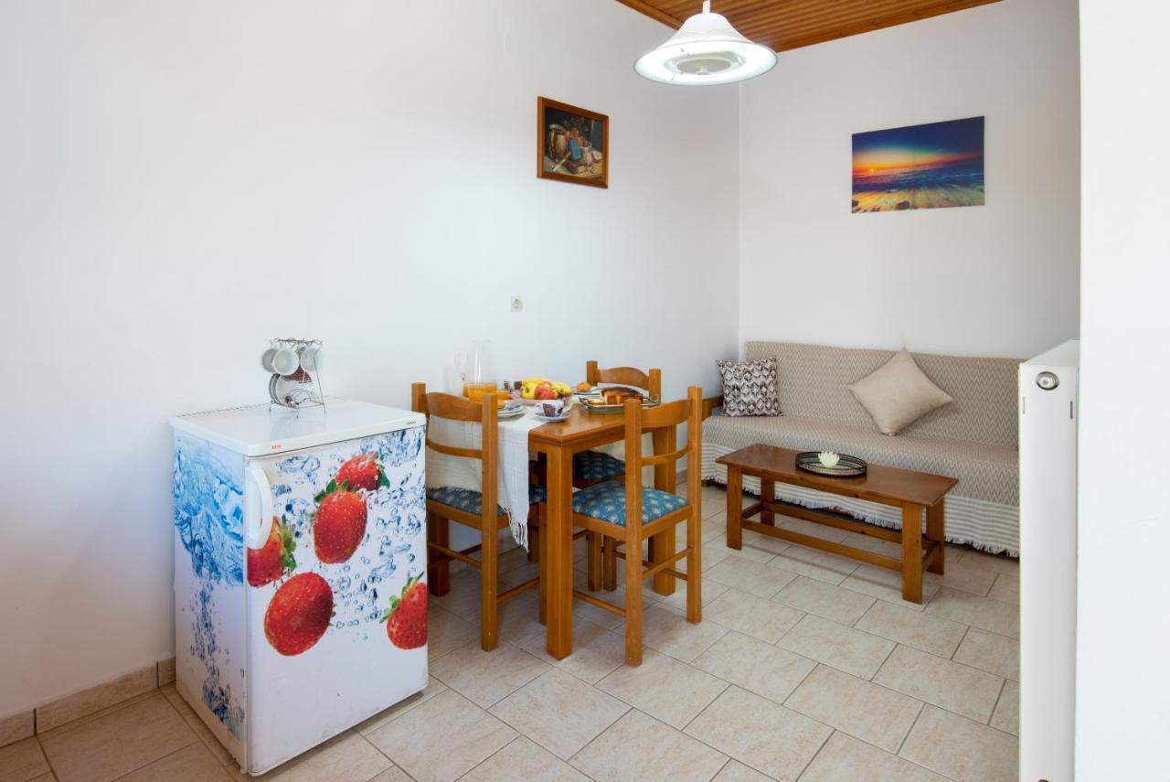 Appartement Ranias Case Dell Olivetto à Gaios Extérieur photo